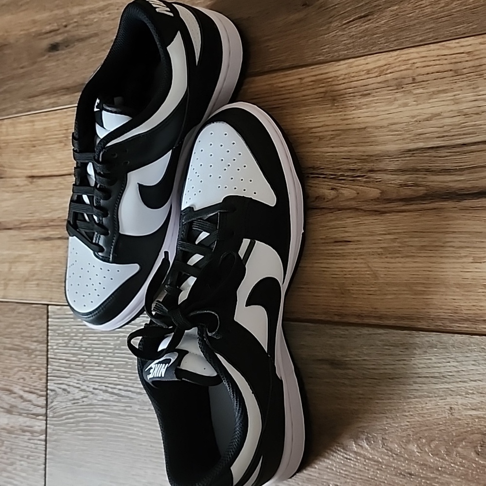 Nike Dunk Low Sneaker, Women's 8, White/Black/White, New, Never Worn